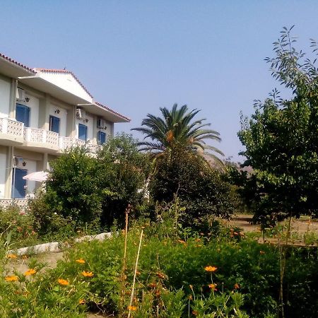 Guesthouse Karidia Skala Eresou Exterior photo